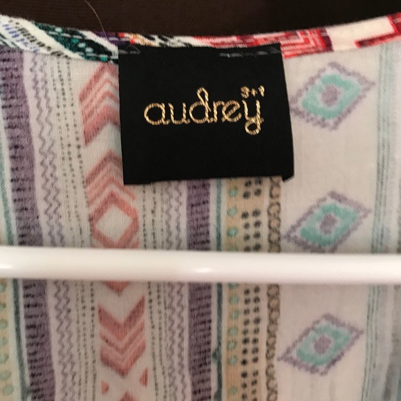 Patterned romper - Picture 3 of 3